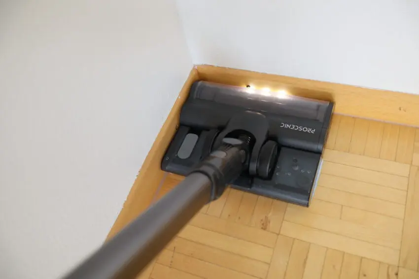 prosenic-p11-mopping in ecke