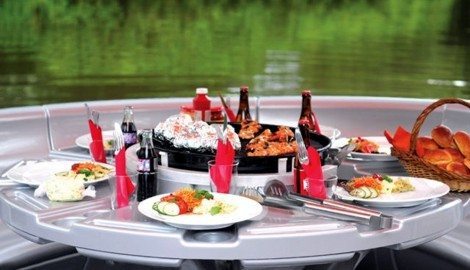 Barbecue Boot - Grillen und Bootfahren