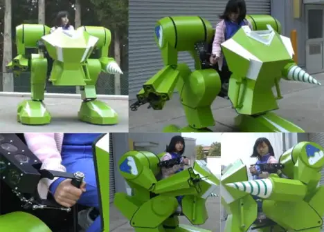 Kidswalker NT - Exoskelett Roboter der Firma Sakakibara–Kikai