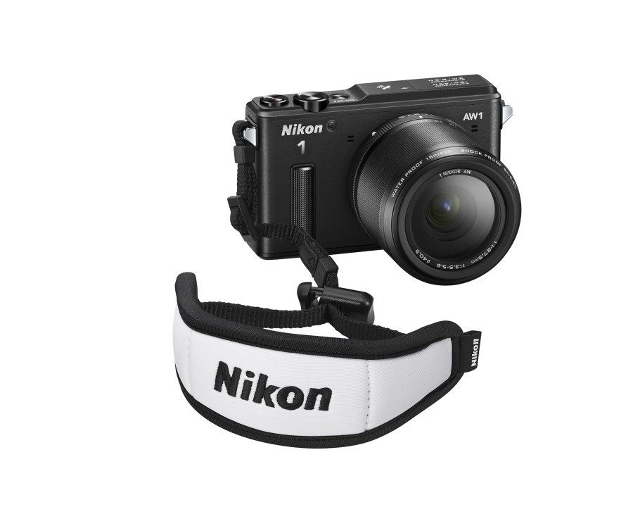 Nikon 1 AW 1: Outdoor-Kamera mit Wechselobjektiven