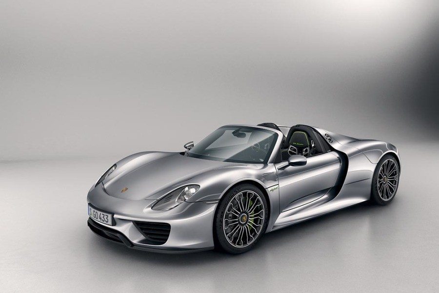 Hybridsportwagen Porsche 918 Spyder erscheint in Kleinserie