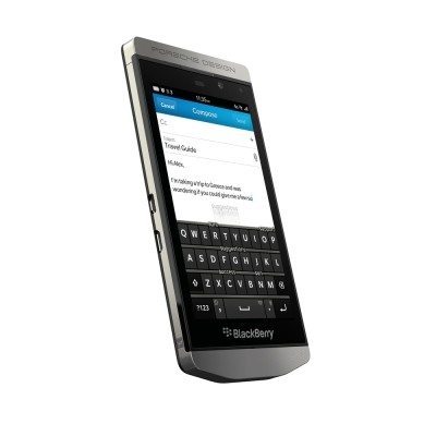 Porsche Design BlackBerry P'9982: Luxus-Smartphone in einzigartigem Design. (Foto: Porsche Design)