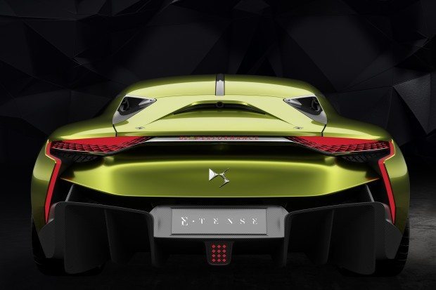 Futuristisches Heck des DS E-Tense (Foto: PSA/dpp-AutoReporter)